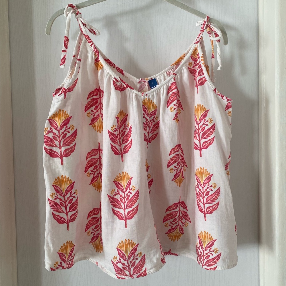 🌺 3/$18 Sale Old Navy Tie Strap Tank